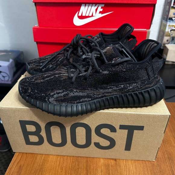 Yeezy 350 “Mx Rock” 9M - Picture 2 of 2